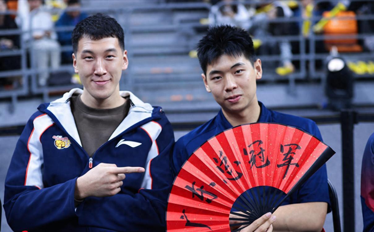 开云体育-CBA六笔失败交易！赵睿坑了北京，杜锋选错核心，辽篮找错接班人